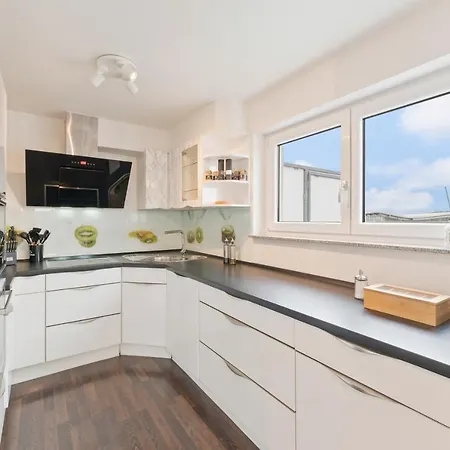 Design-apartment - Kueche - Dachterrasse - Zentral Lägenhet